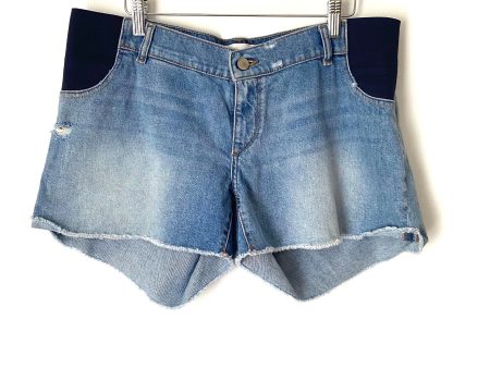 DL1961 Karlie Maternity Distressed Jean Shorts- Size 32 For Sale