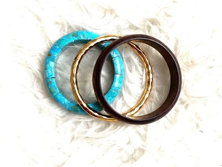 Nest Hammered Gold and Turquoise Rosewood Braclet Set Supply