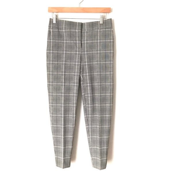 LOFT Marisa Plaid Crop Trousers- Size 0 (Inseam 24“ Candace had these tailored to be a cropped, tapered fit) We have matching blazer, sold as separates For Sale