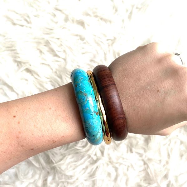 Nest Hammered Gold and Turquoise Rosewood Braclet Set Supply