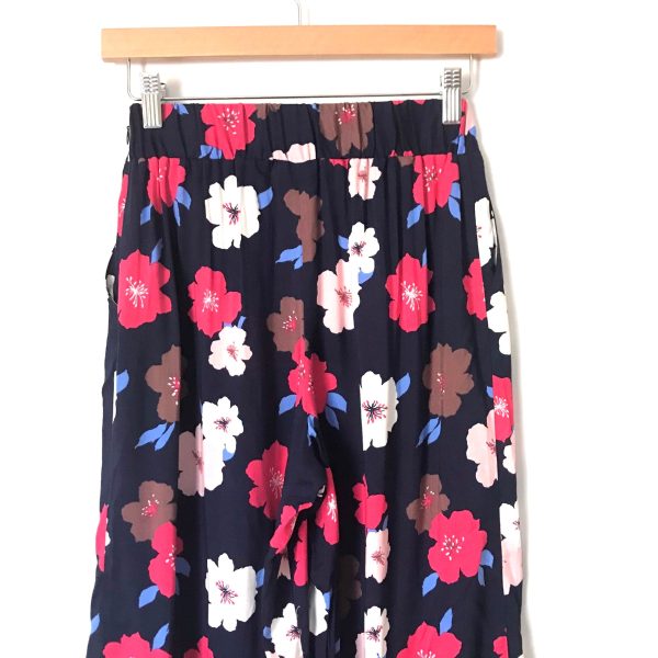 Gibson Navy Floral Wide Leg Crop Pants NWT- Size PXXS (Inseam 21”) Online now