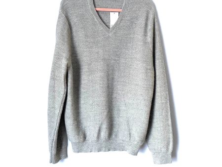 Vince Men s Grey V-Neck Sweater NWT- Size XL Online Hot Sale