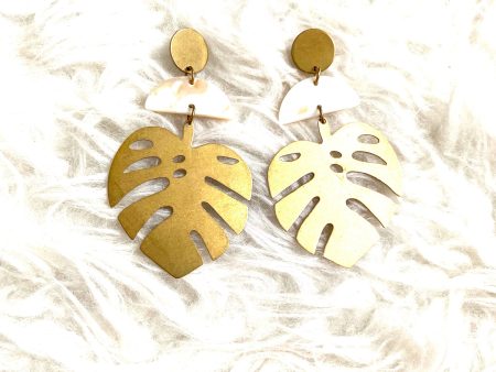 Accessory Concierge Leaf Earrings Online now