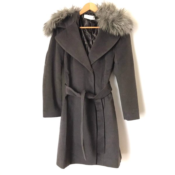 Tahari Charcoal Wool Blend Belted Coat with Removable Faux Fur Collar- Size ~S For Sale