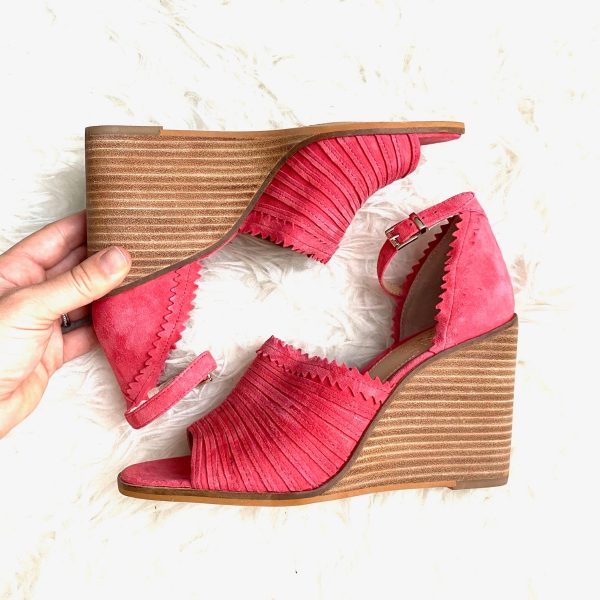 Vince Camuto Pink Suede Wedge Heels- Size 7 (LIKE BRAND NEW) Supply