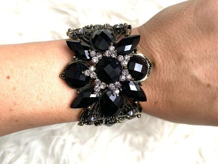 No Brand Metal Cuff With Black Beaded Floral Design Online Hot Sale