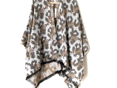 Sole Society Animal Print Shawl Poncho NWT- Size OS Online Sale