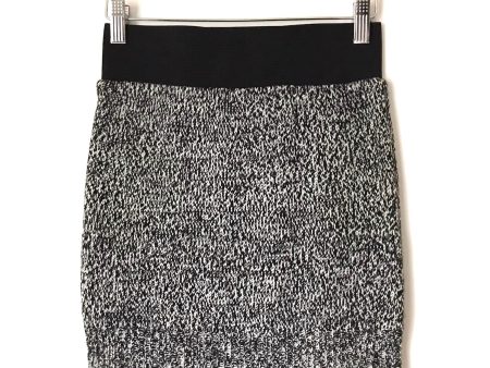 Takeout Heathered Sweater Skirt with Elastic Band- Size S Online