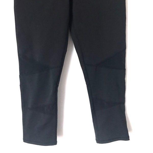 Yummie Black Cropped Legging with Vents- Size S (Inseam 19.5”) For Sale