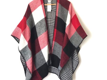 Nine West Reversible Black White Red Poncho Wrap NWT- Size OS on Sale