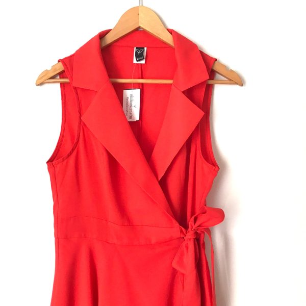 Windsor Tangerine Faux Wrap Romper NWT- Size M For Sale